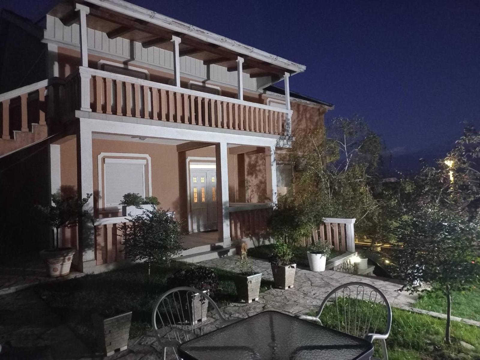 Apartmani Breze 波德戈里察 外观 照片