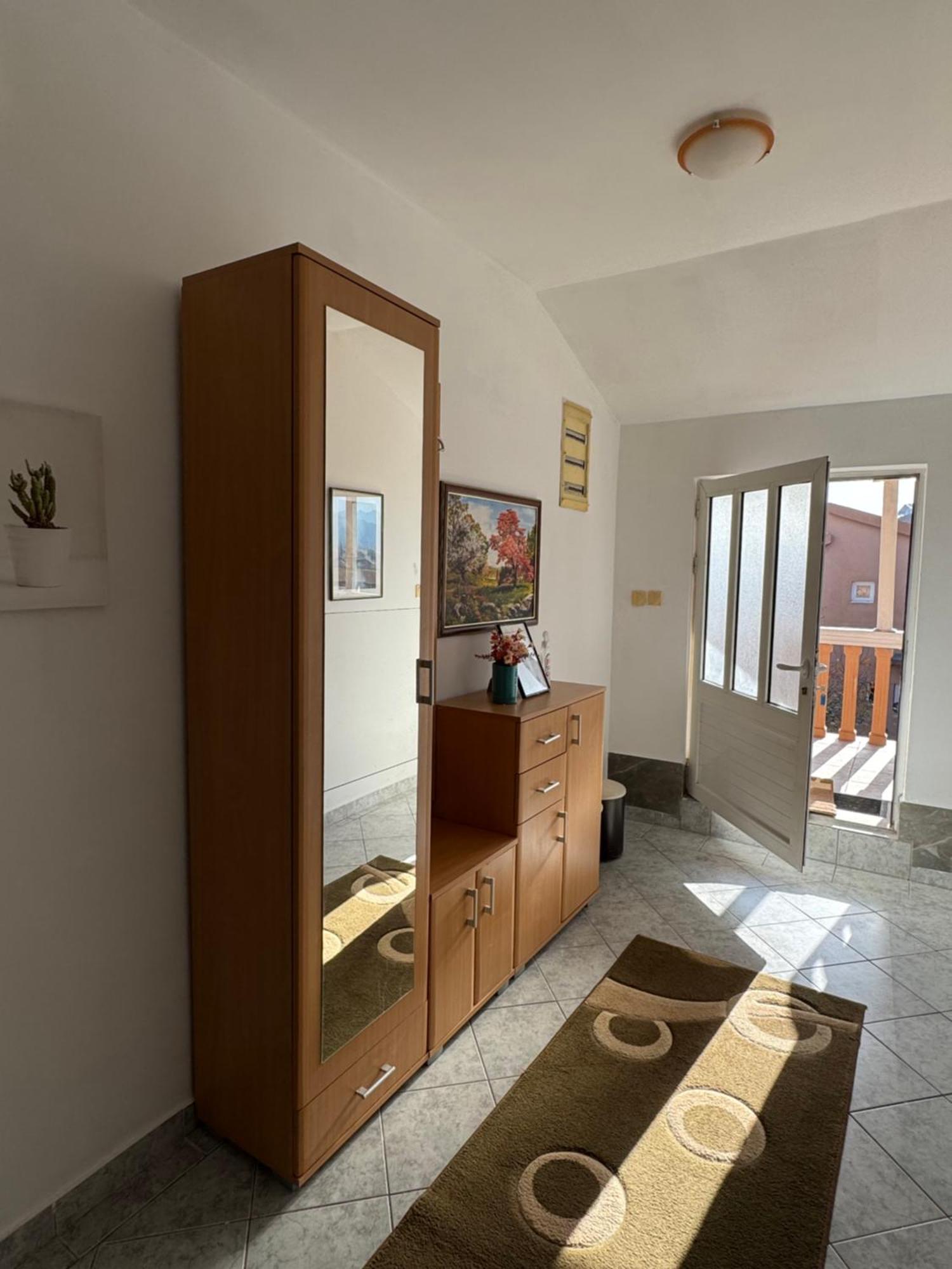 Apartmani Breze 波德戈里察 外观 照片