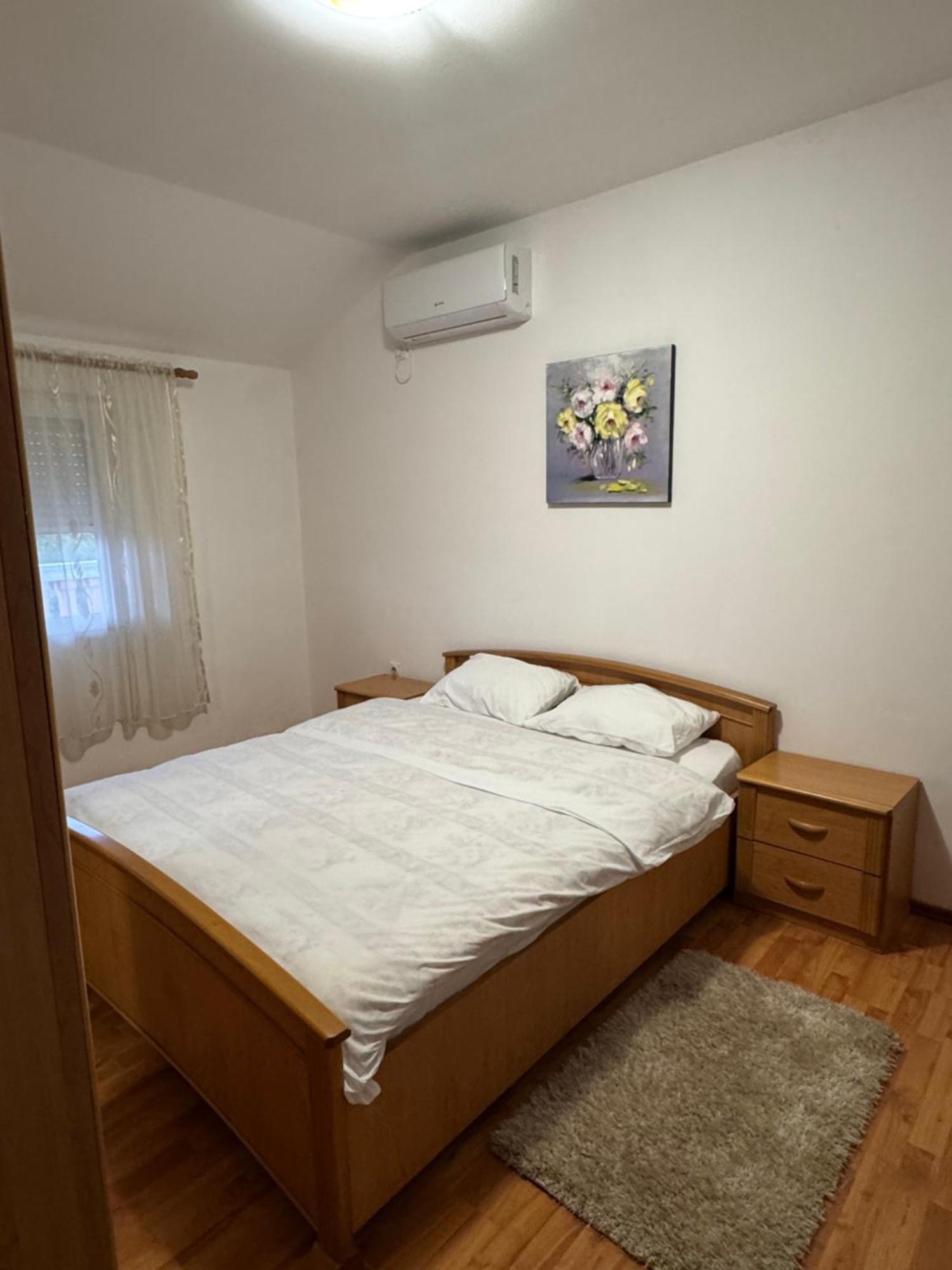 Apartmani Breze 波德戈里察 外观 照片