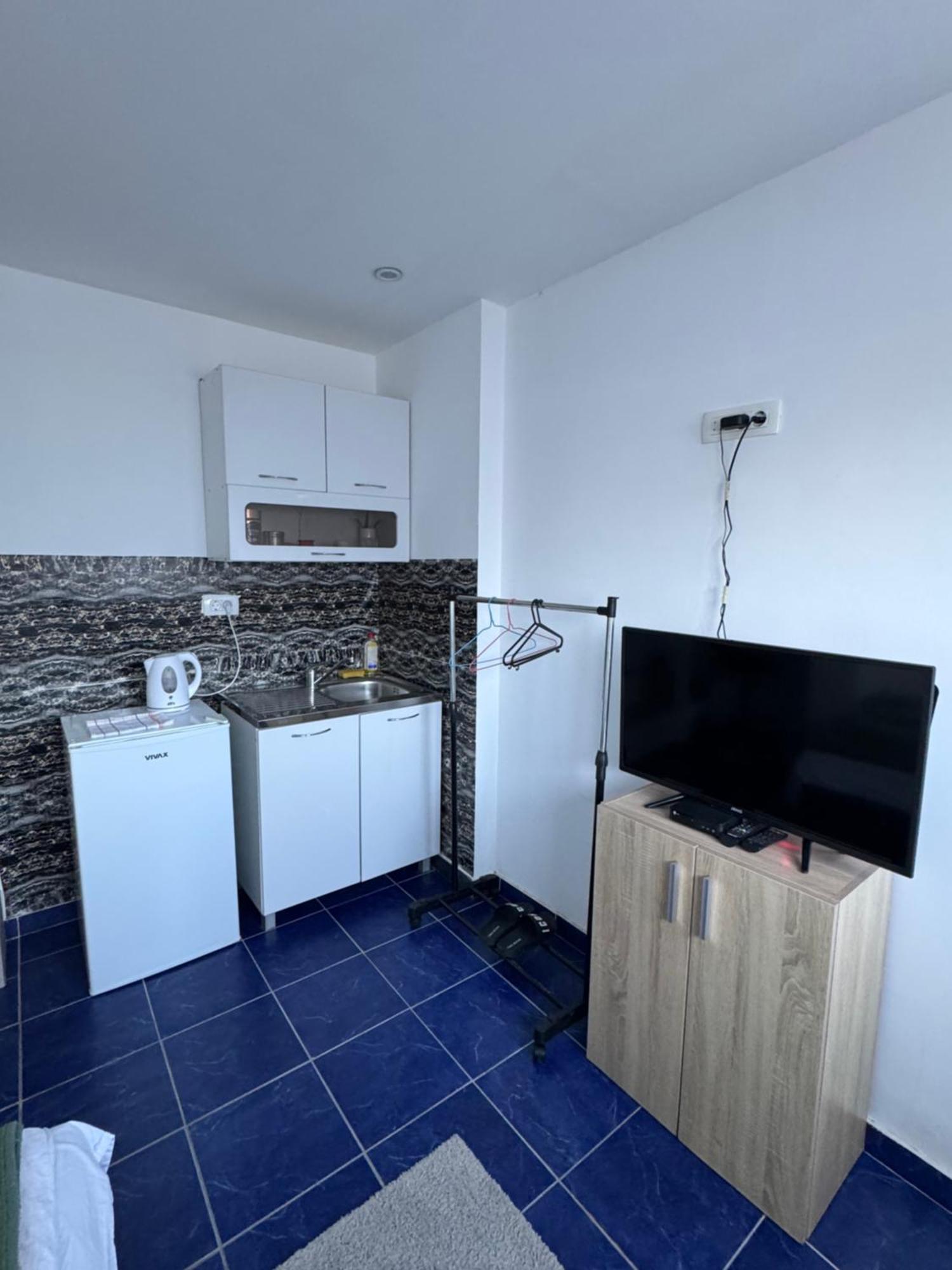 Apartmani Breze 波德戈里察 外观 照片