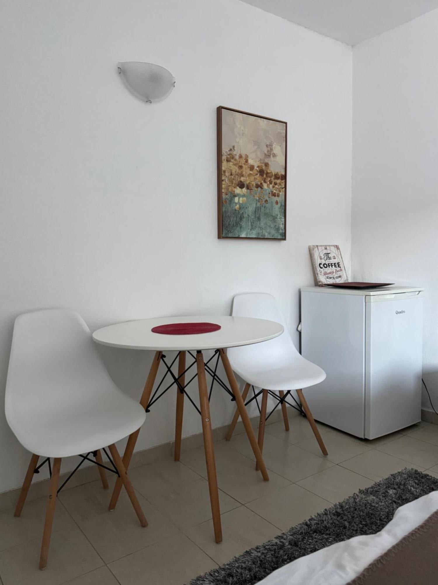 Apartmani Breze 波德戈里察 外观 照片